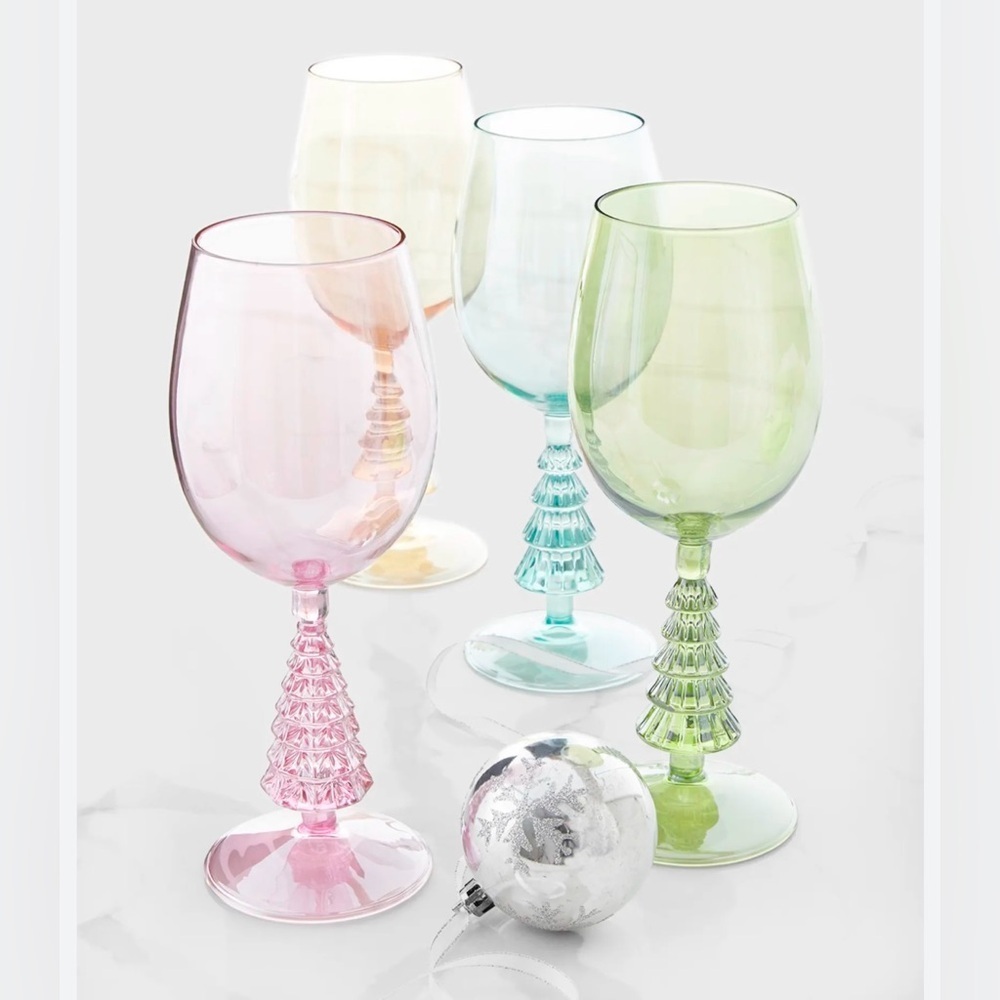Neiman Marcus Christmas Multi Color Tree Wine Glasses in Gift Box Set of 4